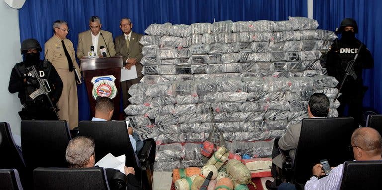 DNCD decomisa 932 paquetes de droga en San Pedro de Macorís