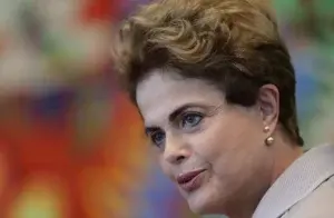 Dilma  Rousseff: «La Constitución de Brasil está siendo violada»