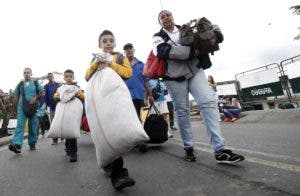 Venezuela y Colombia inician reapertura gradual de la frontera