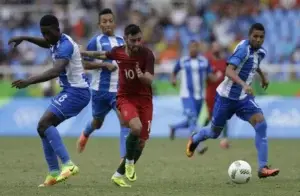 Portugal se va a cuartos en fútbol masculino con victoria 2-1 ante Honduras