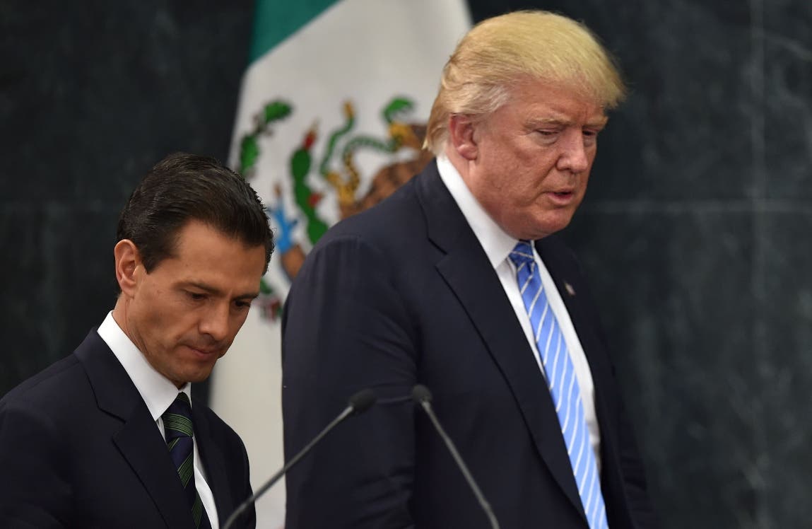 Trump escucha reclamos de Peña Nieto pero  mantiene idea del muro