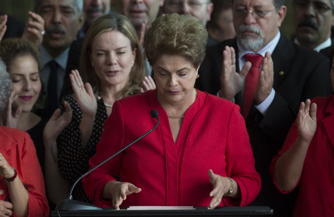 Brasil tuvo tres presidentes en un día