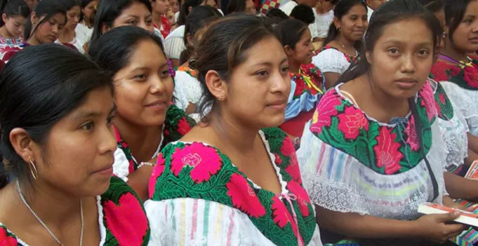 La sociedad mexicana cree que indígenas pertenecen al pasado, dice experto