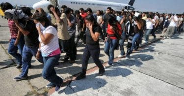 España invertirá 30 millones de euros para reforzar la acogida de inmigrantes