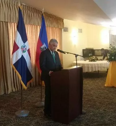 Vargas Maldonado plantea al canciller haitiano levantar veda a 23 productos dominicanos