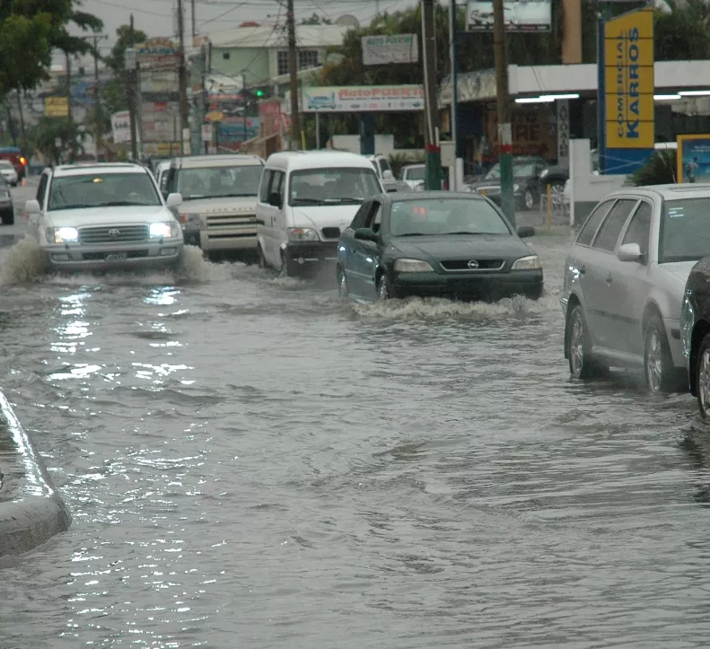 COE declara dos provincias en alerta amarilla y 20 en verde