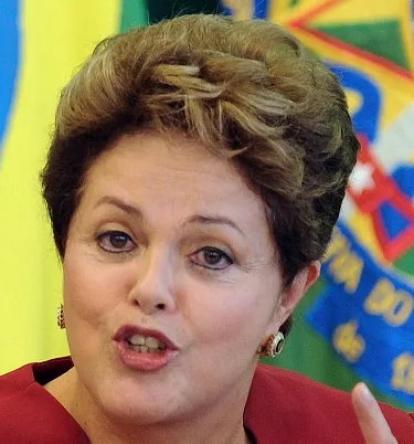 Dilma Rousseff sigue la lucha por el poder