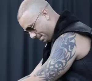 El cantante Wisin demanda a su exmánager por más de un millón de dólares