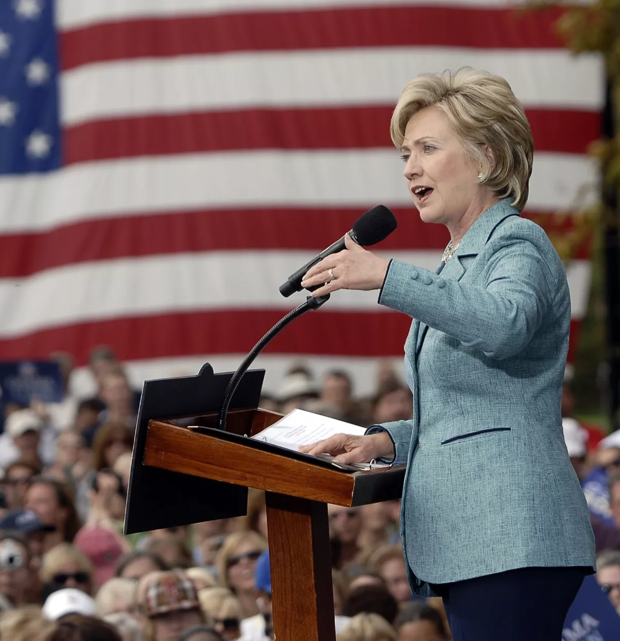 The New York Times pide a los latinos votar “masivamente” por Hillary Clinton