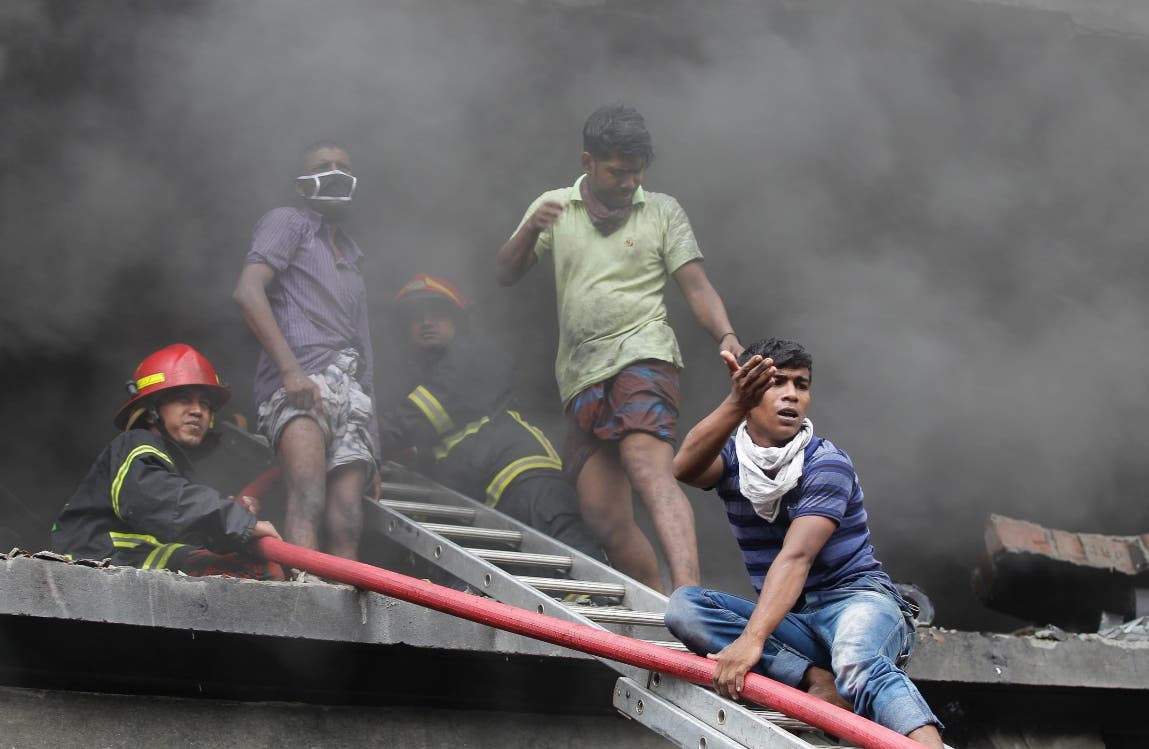 Al menos 23 muertos deja una explosión en fábrica de Bangladesh