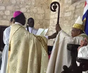 Monseñor Ozoria asume como arzobispo de Santo Domingo