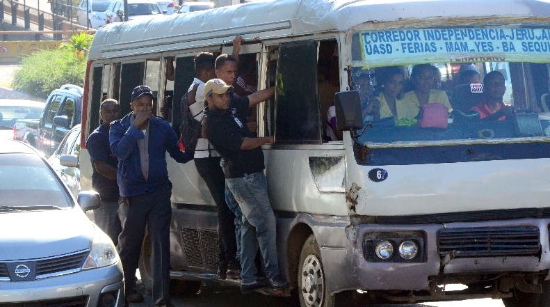 Fenatrano denuncia rutas son atracadas a diario en la capital