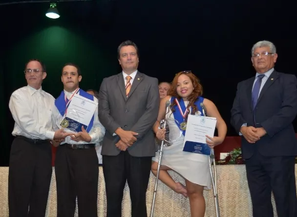 Cenapec celebra 44 aniversario