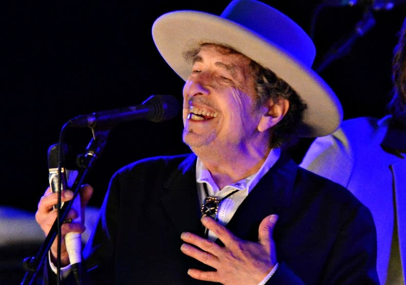 Entregarán mañana en Estocolmo los Premios Nobel sin Bob Dylan