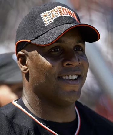 Marlins despiden al coach Barry Bonds