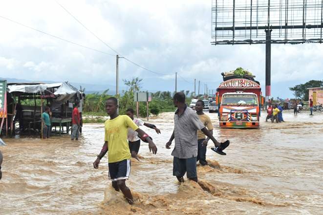 Posponen las elecciones en Haití debido al huracán Matthew