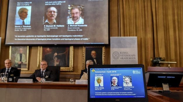 Nobel de Física a tres británicos por revelar secretos de la materia exótica
