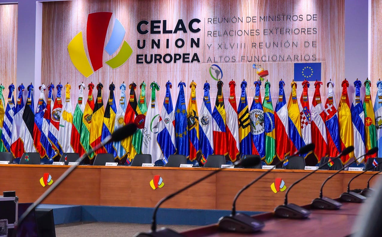CELAC-Unión Europea quieren reforzar su cooperación en encuentro en Rep. Dominicana