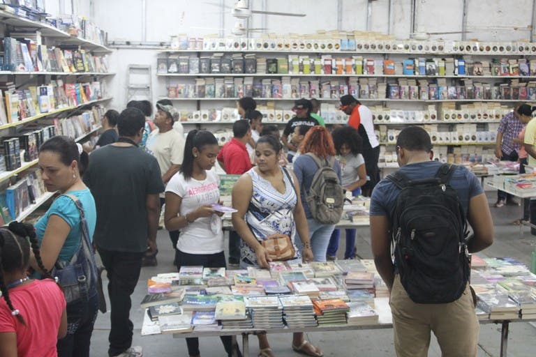 Feria Internacional del Libro culmina hoy con diversas actividades
