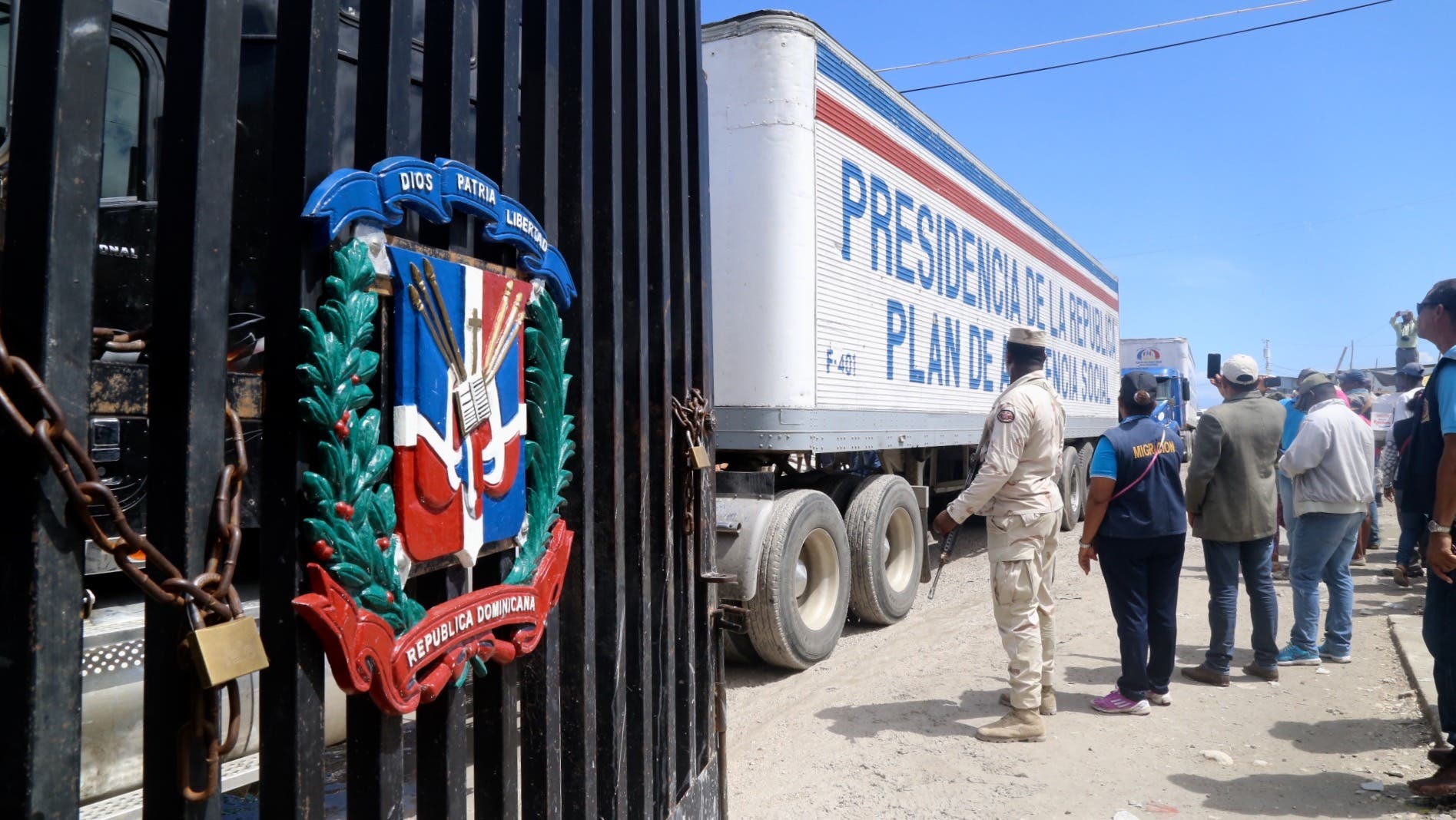 Haití recibe la ayuda de República Dominicana