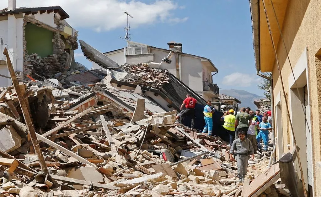 Italia, de nuevo golpeada por un fuerte sismo