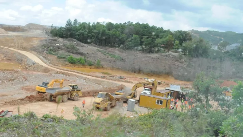 Cotui reclama fondos mineros