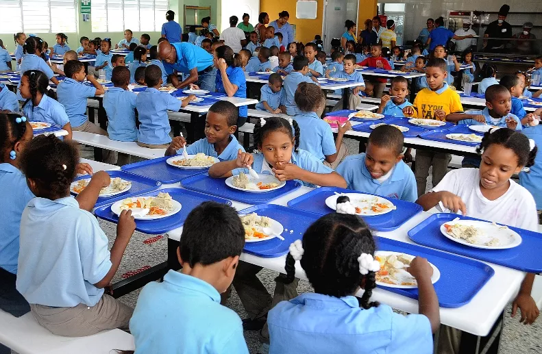 La tanda única incrementa promoción alumnos escuelas