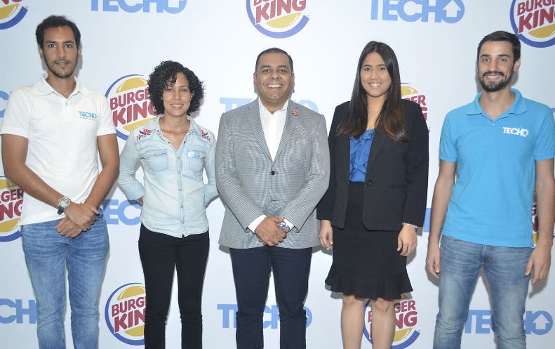 Burger King y TECHO unidos por noble causa