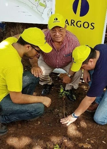 Cementos Argos hace jornada reforestación
