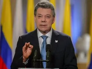 Juan Manuel Santos cuestiona destitución de fiscal por constituyente de Venezuela