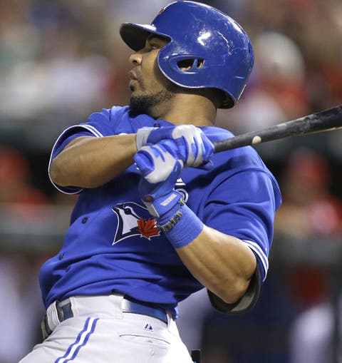 El dominicano Encarnación extiende contrato con Blue Jays en EU