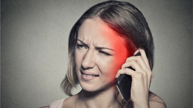 Cuán peligrosa es la radiación de teléfonos móviles y cómo puedes protegerte