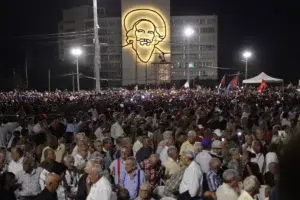 Danilo Medina participará esta noche en actos de homenaje póstumo a Fidel Castro