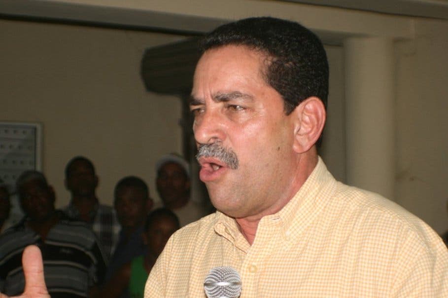 Eligio Jáquez dice Gobierno desatiende al sector agropecuario