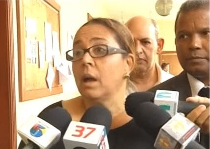 Esposa de Febrillet pide a las autoridades explicar traslado de Blas Peralta