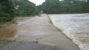 Defensa Civil realiza evacuaciones en la región Este y la provincia Montecristi