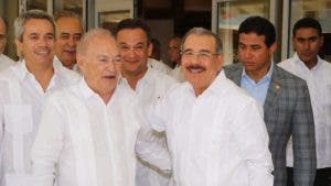 Danilo Medina encabeza inauguración hotel en Uvero Alto