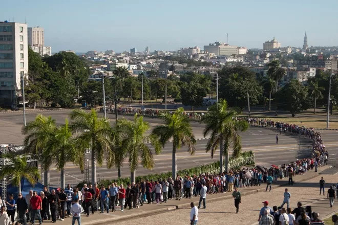 Casi dos millones de personas rindieron tributo a Fidel Castro en toda Cuba