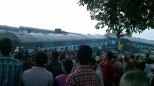 India: Al menos 100 muertos tras el descarrilamiento de tren