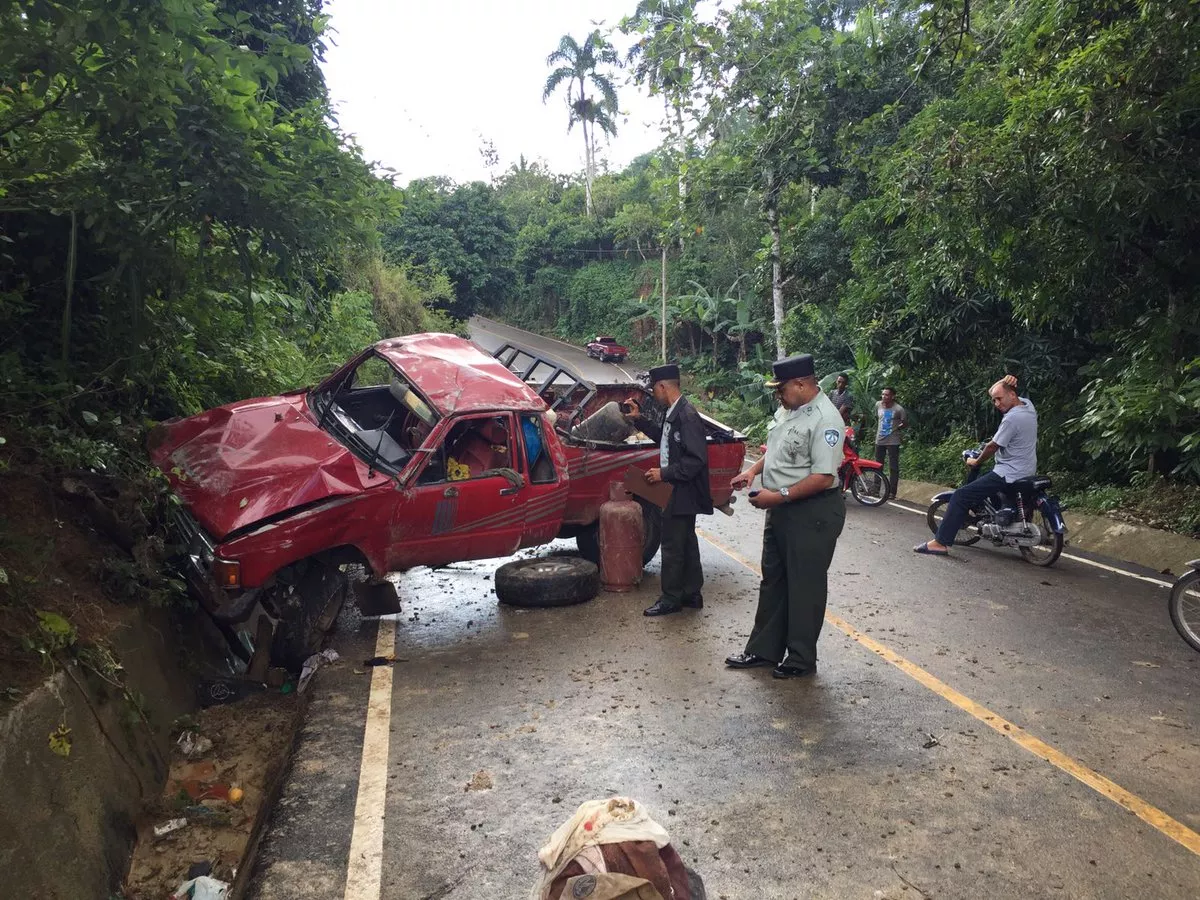 Cinco muertos y al menos 11 heridos en accidente de tránsito en SFM