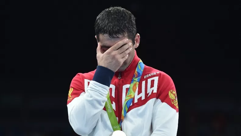 Deportistas perderán medallas