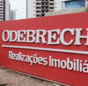 Perú inicia detenciones de funcionarios implicados en coimas de Odebrecht