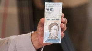 El nuevo billete de 500 bolívares llegará hoy al país, dice Maduro