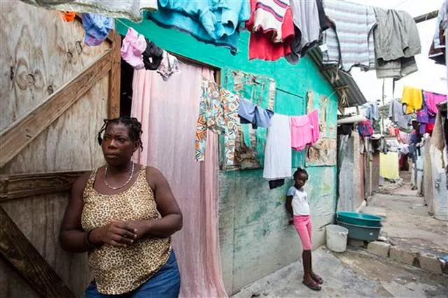 Tras 7 años del sismo hay 50 mil haitianos en campamentos