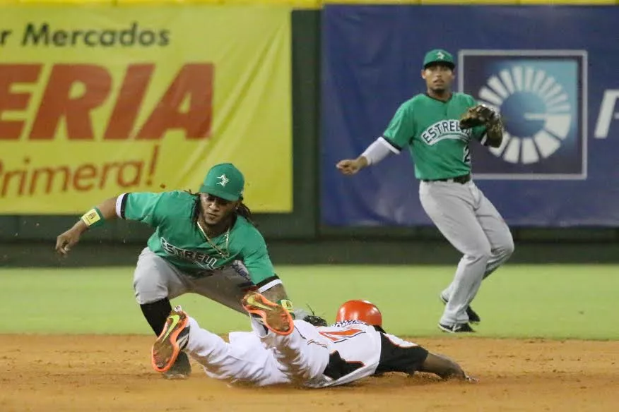 Con jonrón de Deibinson Romero Toros dejan en el terreno a las Estrellas