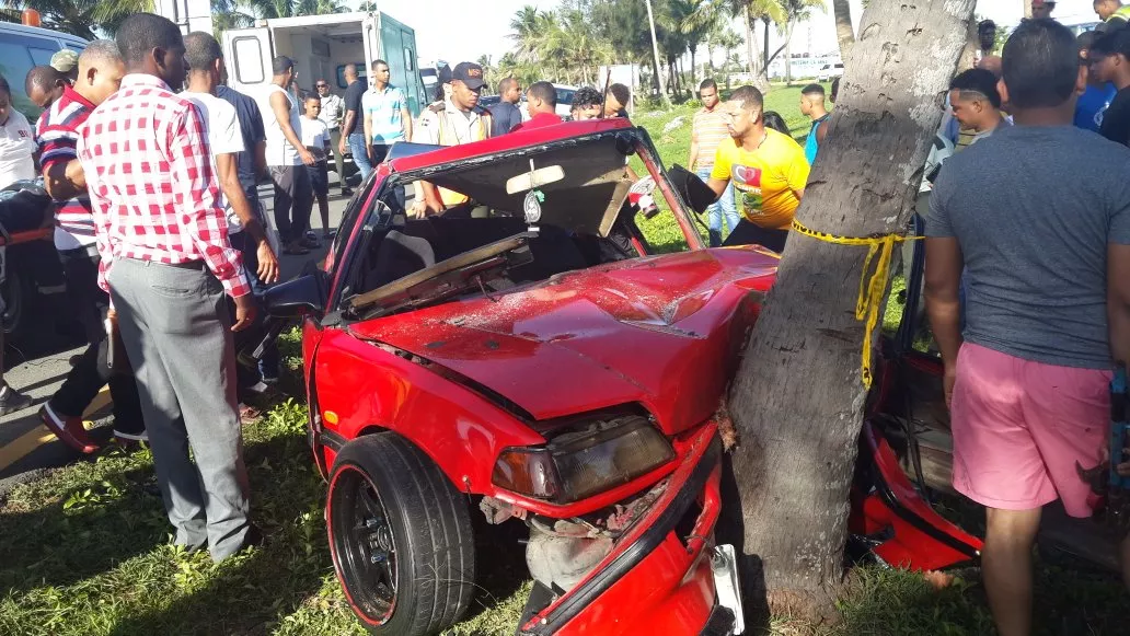 Fallecen hermanos que resultaron heridos en accidente en Las Américas