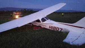 Avioneta con tres personas a bordo se accidenta en Constanza