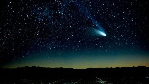 Reciba 2017 viendo el cometa que hoy estará cerca de la Tierra