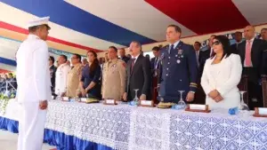 Presidente Medina encabeza graduación de cadetes de academia aérea