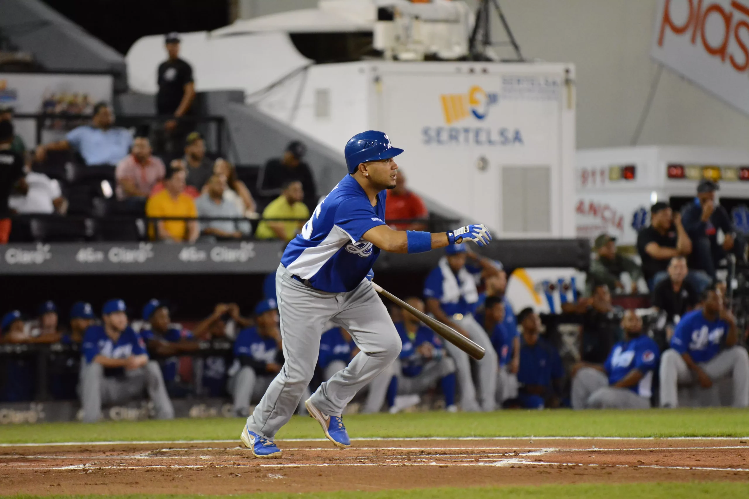 Tigres vencen 10-7 a los Gigantes